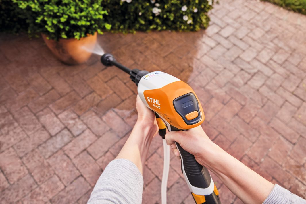 STIHL® RCA 20 Set with 2x AS 2 batteries and AL 1 charger