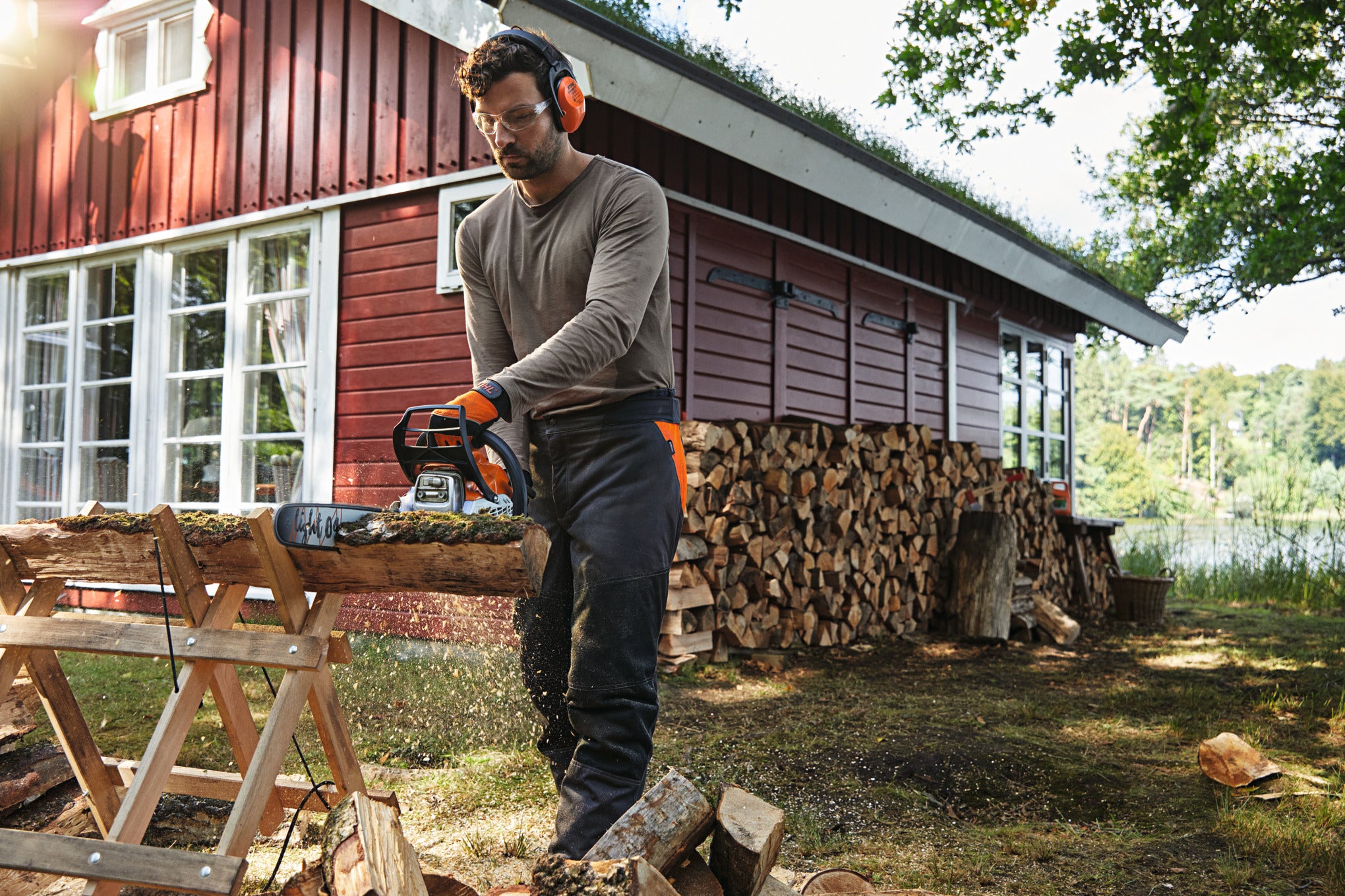 STIHL® MS 212 Chainsaw 14"